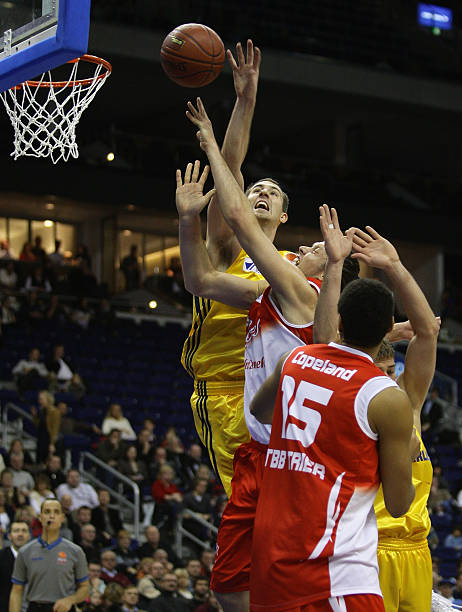 大幅削弱了 大幅削弱了