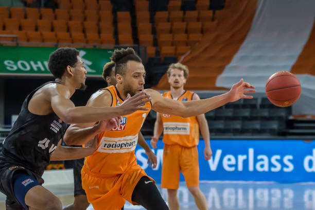 同时也在网 同时也在网