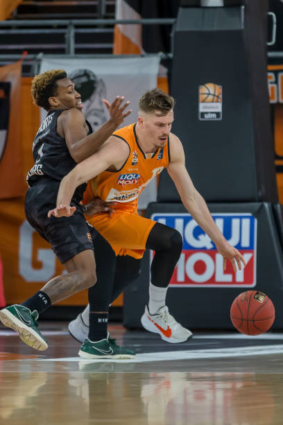 年轻球员的 年轻球员的