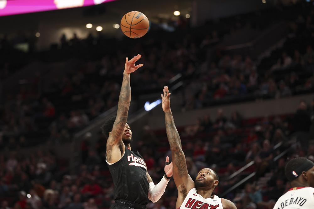 虽然戴维斯 虽然戴维斯