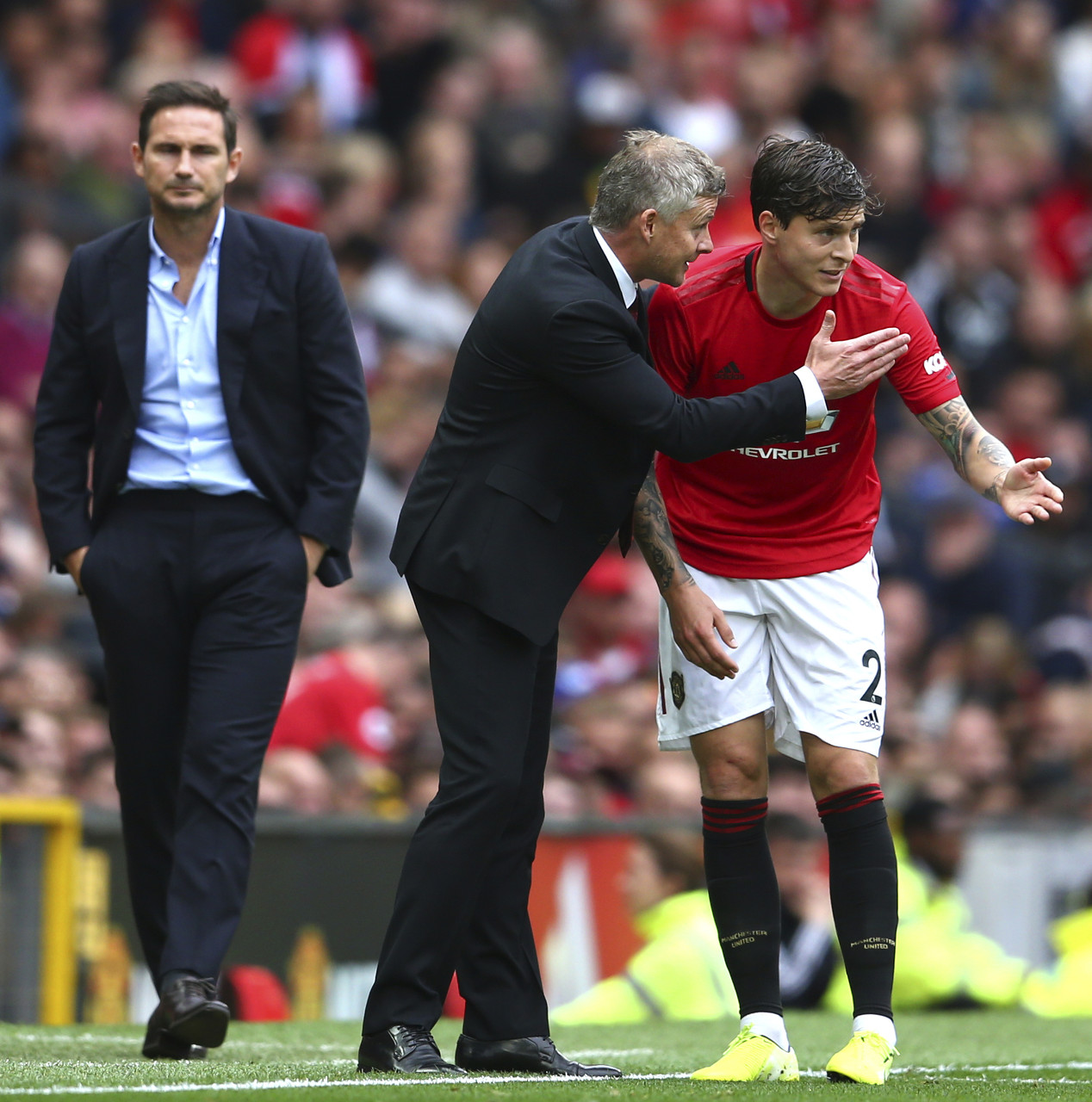 在激烈的中 在激烈的中